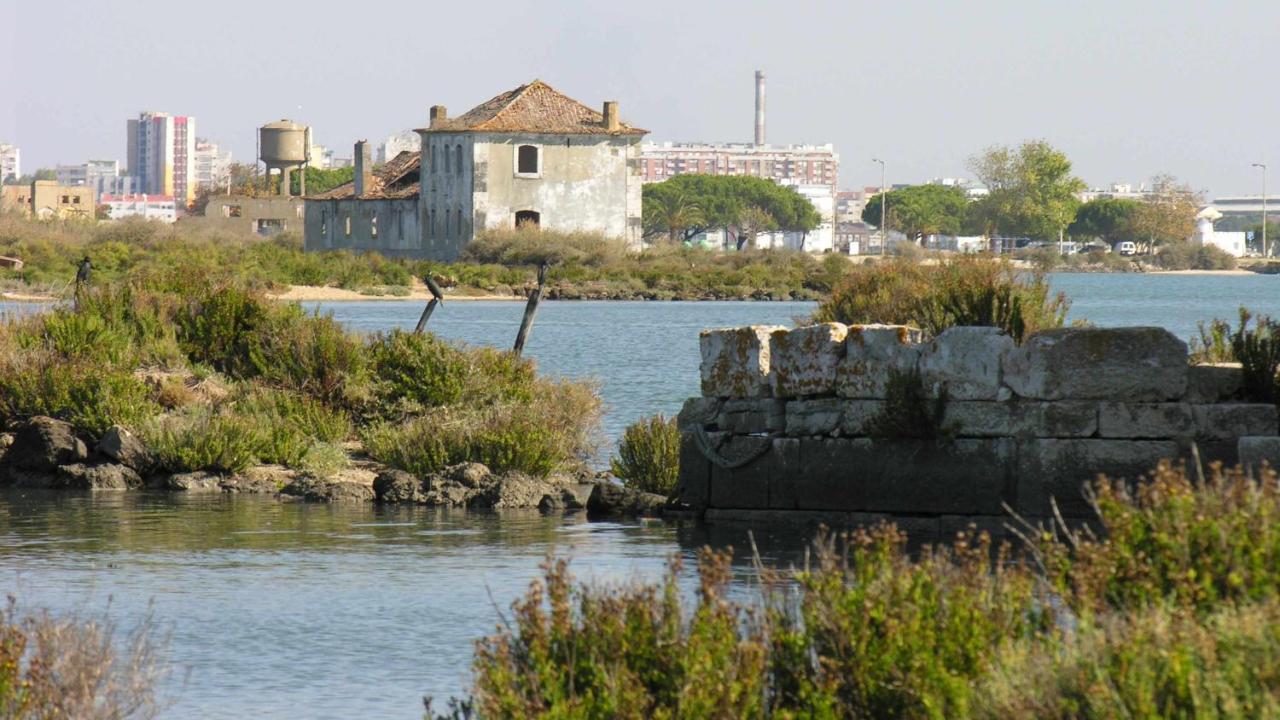 Legendary Bay Suite Temática Seixal  Esterno foto